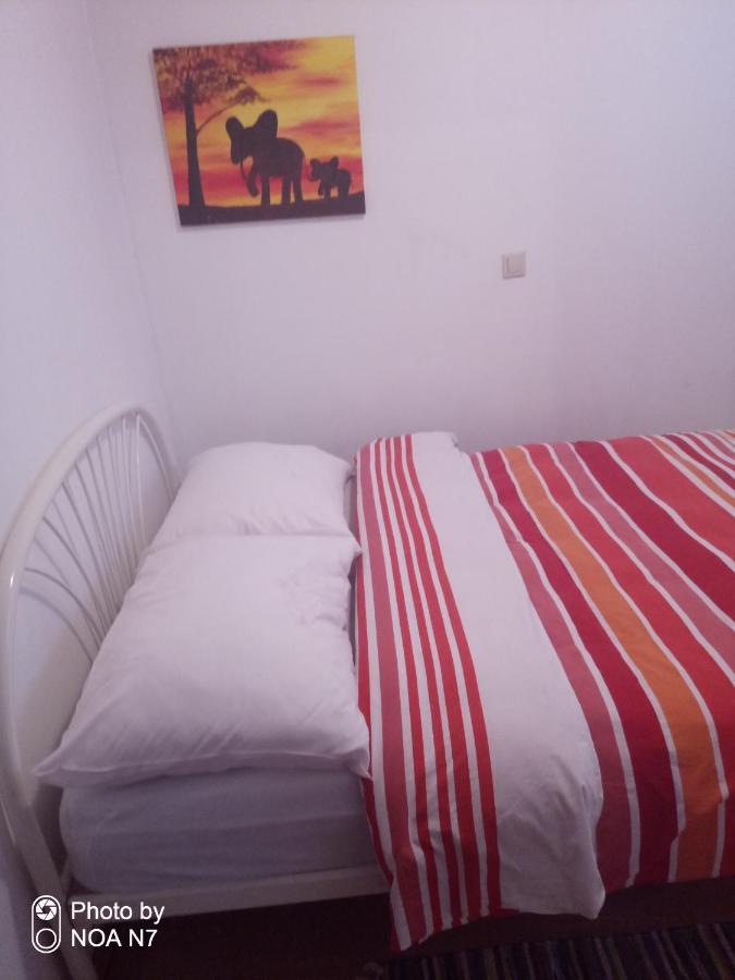 Vacation House Loreta Sveti Rok Ngoại thất bức ảnh