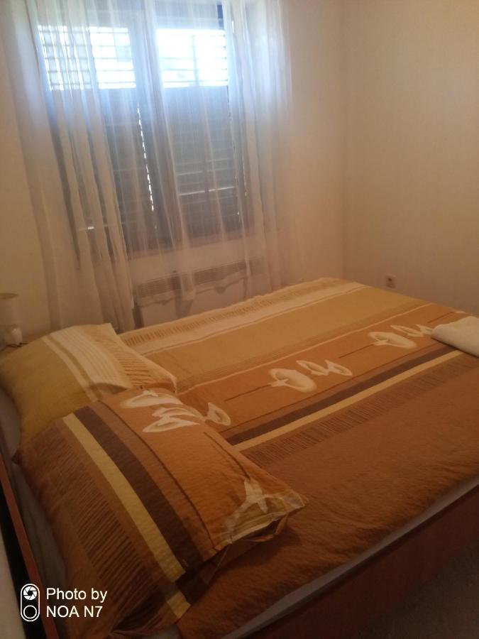 Vacation House Loreta Sveti Rok Ngoại thất bức ảnh